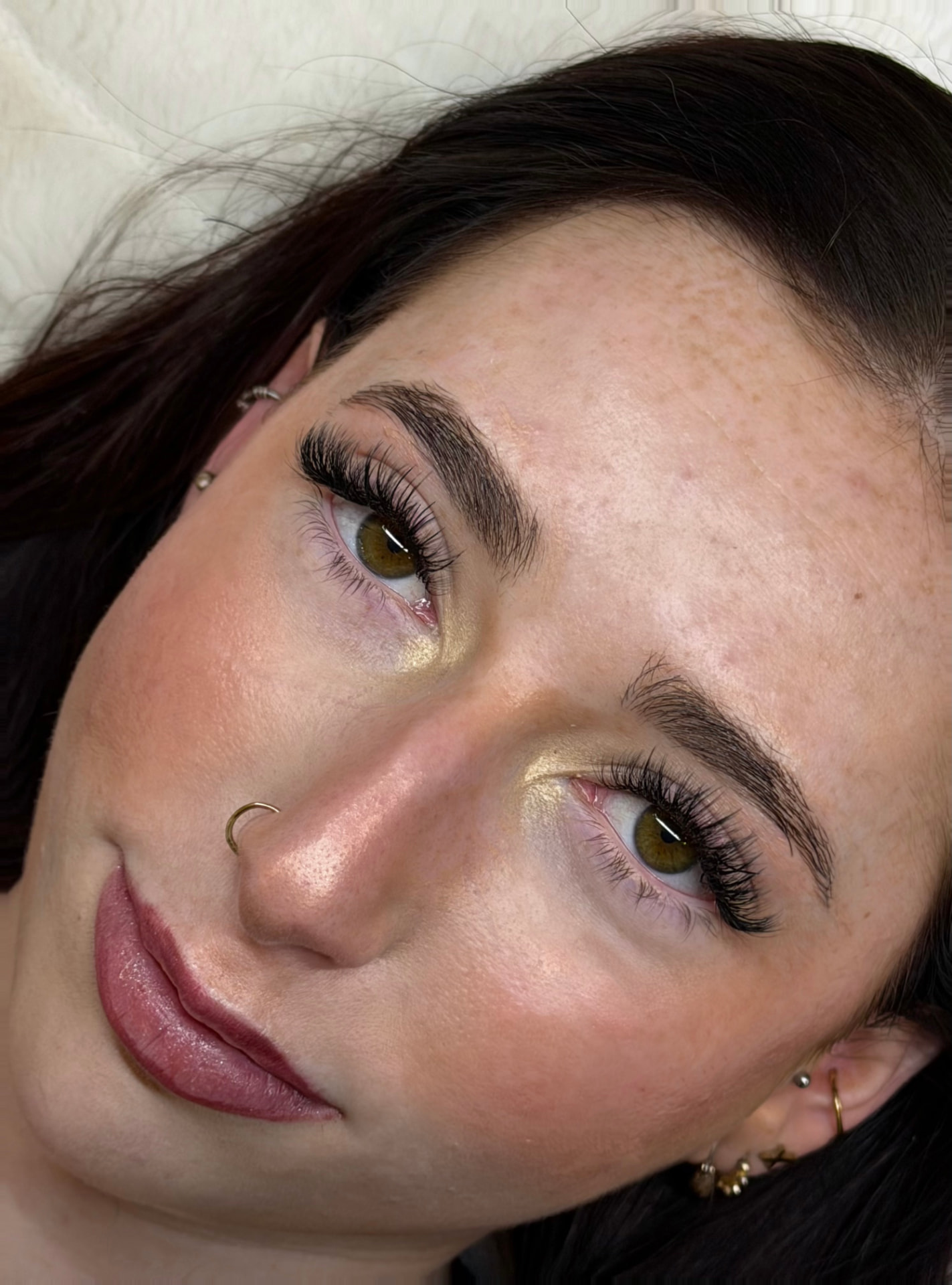 Soft UV lash extensions
